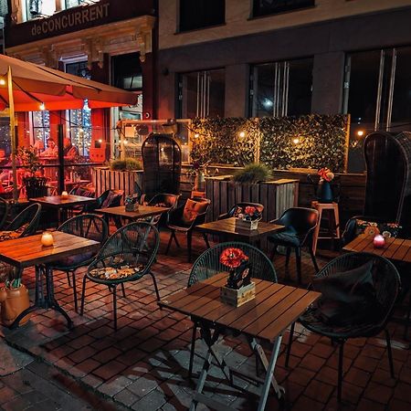 弗利辛恩 Slapen Bij Cafe De Concurrent酒店 外观 照片